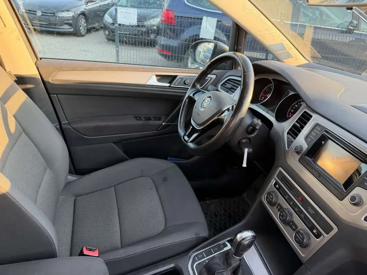 Gebraucht VW Golf VII 125 PS (91 kW) 2017 Grau Limousine