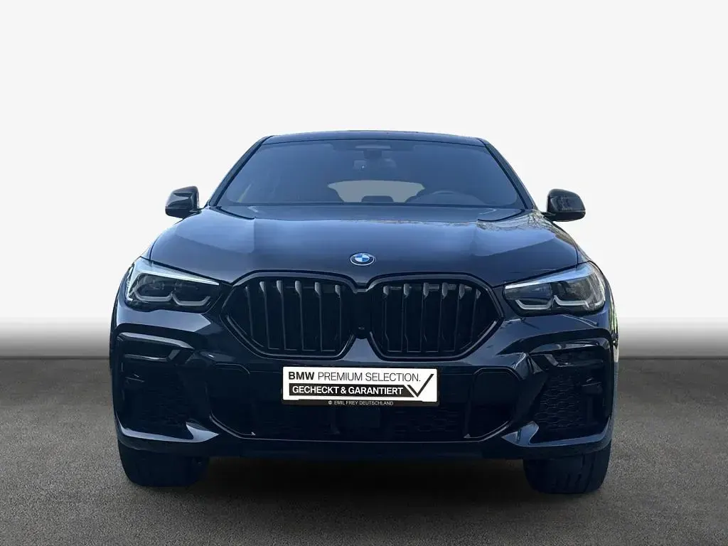 Gebraucht BMW X6 Sport Line 286 PS (210 kW) 2023 Carbonschwarz metallic SUV