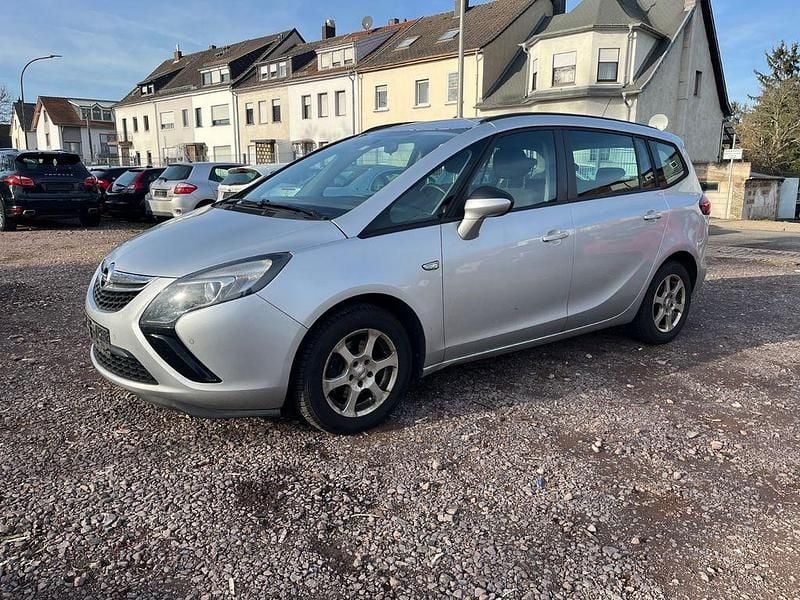 Gebraucht Opel Zafira Tourer 131 PS (96 kW) 2015 Silber Van / Kleinbus