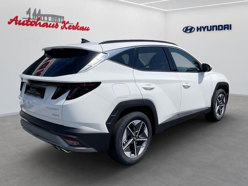 Neu Hyundai Tucson Trend 252 PS (185 kW) 2025 Weiß SUV