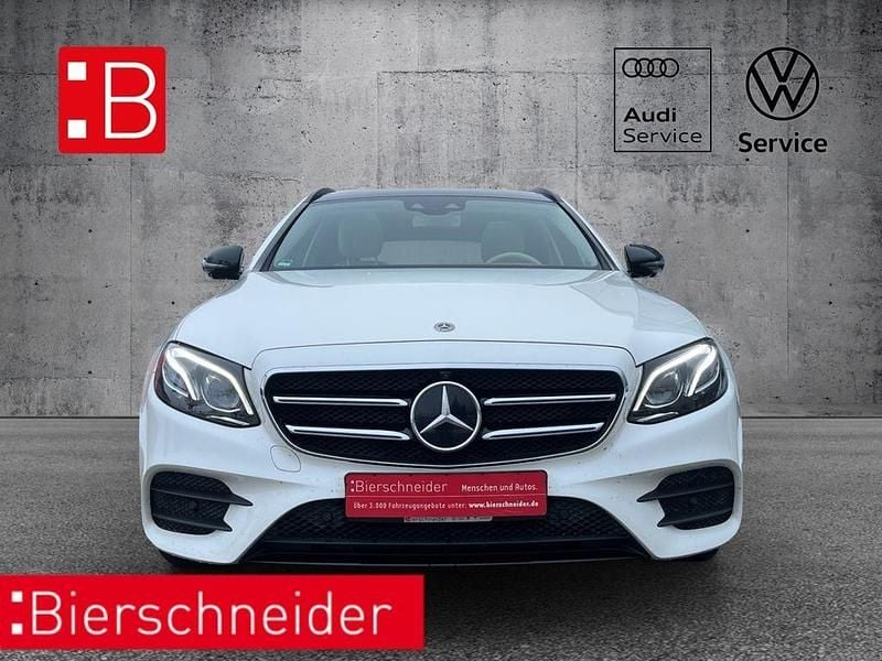 Gebraucht Mercedes E400 AMG line 333 PS (244 kW) 2017 Weiss Kombi