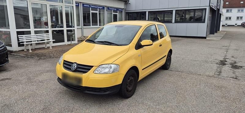 Gebraucht VW Fox 55 PS (40 kW) 2005 Gelb Kleinwagen