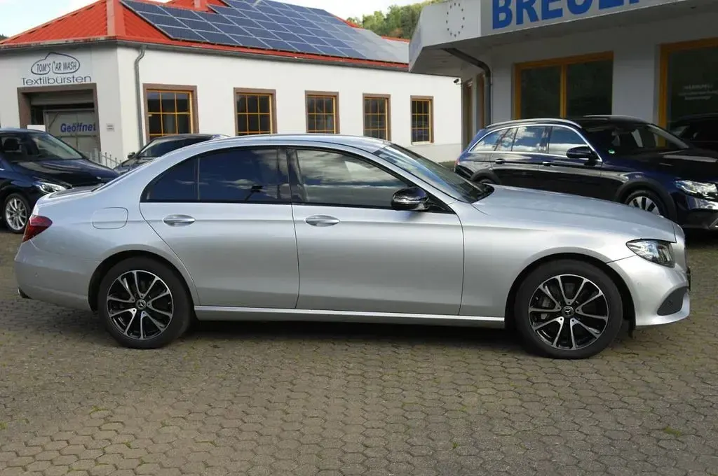 Gebraucht Mercedes E400 Avantgarde 340 PS (250 kW) 2018 Silber Limousine