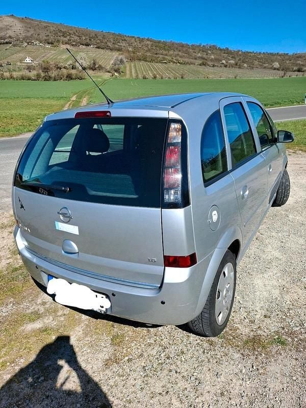 Gebraucht Opel Meriva 104 PS (76 kW) 2007 Silber Van / Kleinbus
