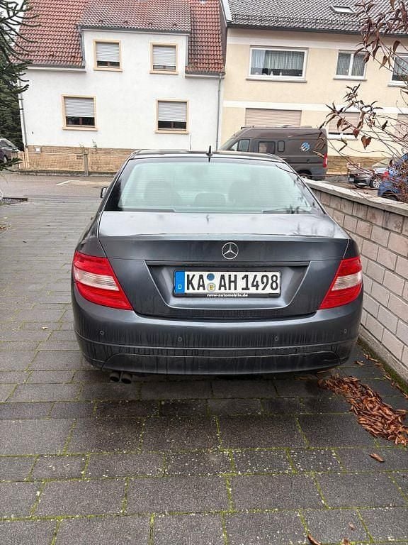 Gebraucht Mercedes C180 156 PS (114 kW) 2008 Grau Limousine
