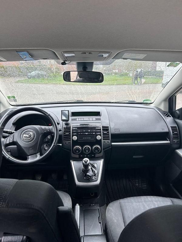 Gebraucht Mazda 5 143 PS (105 kW) 2010 Silber Van / Kleinbus