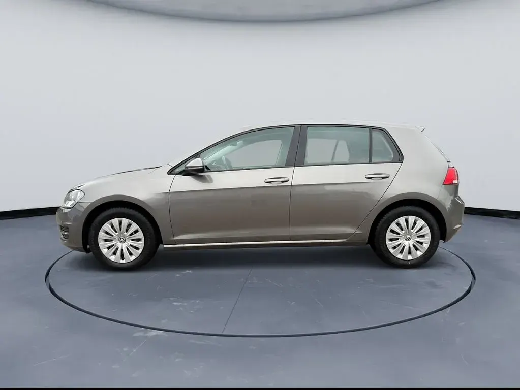 Second-hand VW Golf VII Trendline 86 CP (63 kW) 2015 Gri Berlinǎ