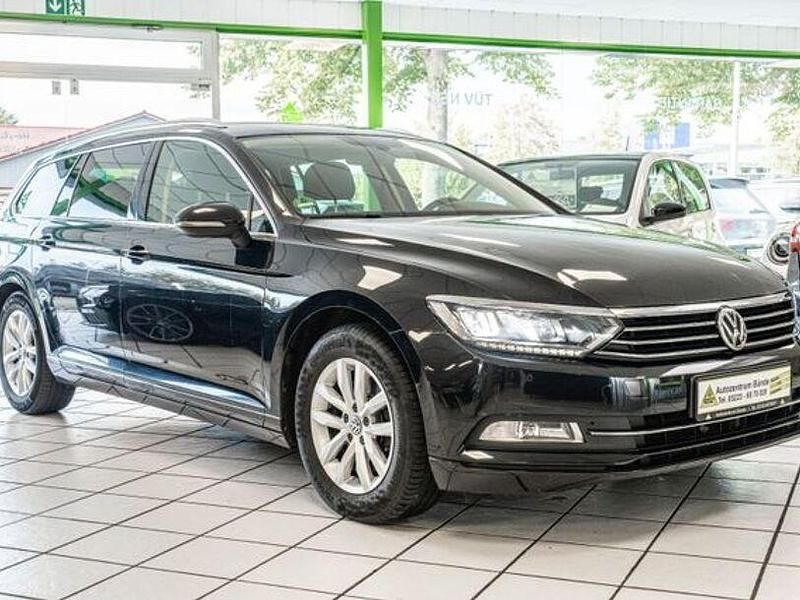 Gebraucht VW Passat Comfortline 150 PS (110 kW) 2015 Schwarz Kombi