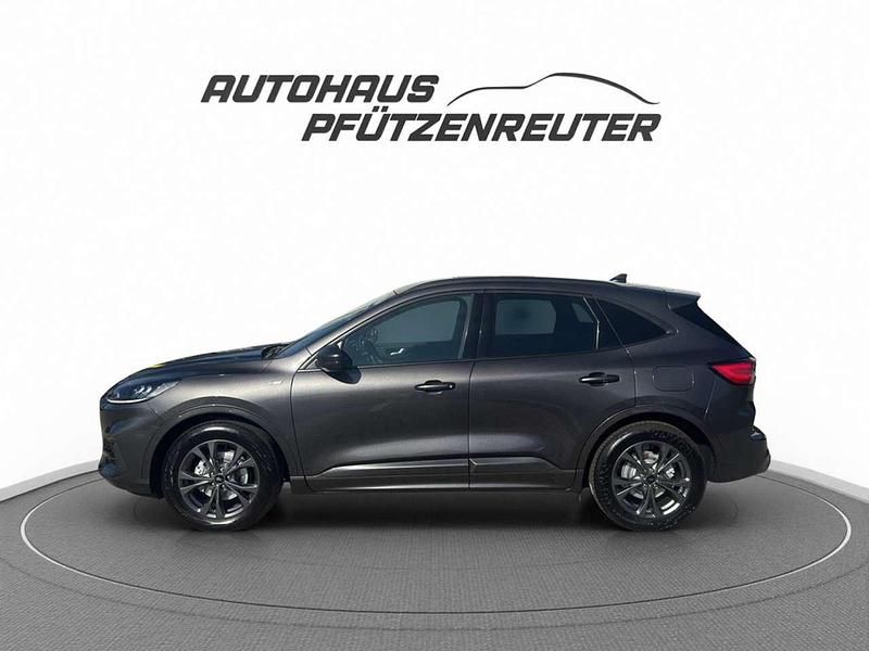Gebraucht Ford Kuga ST-Line 150 PS (110 kW) 2022 Grau SUV