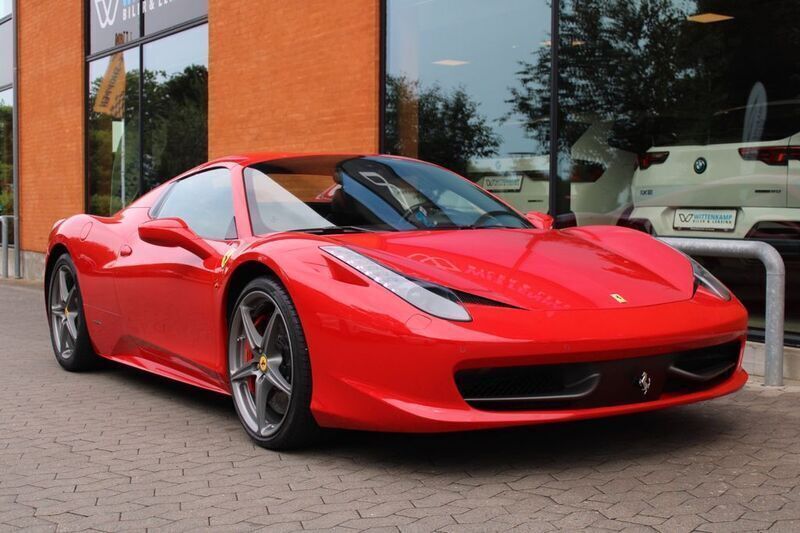 Rot Gebraucht 2012 Ferrari 458 Cabrio | 247.900 € - Bild 1/4