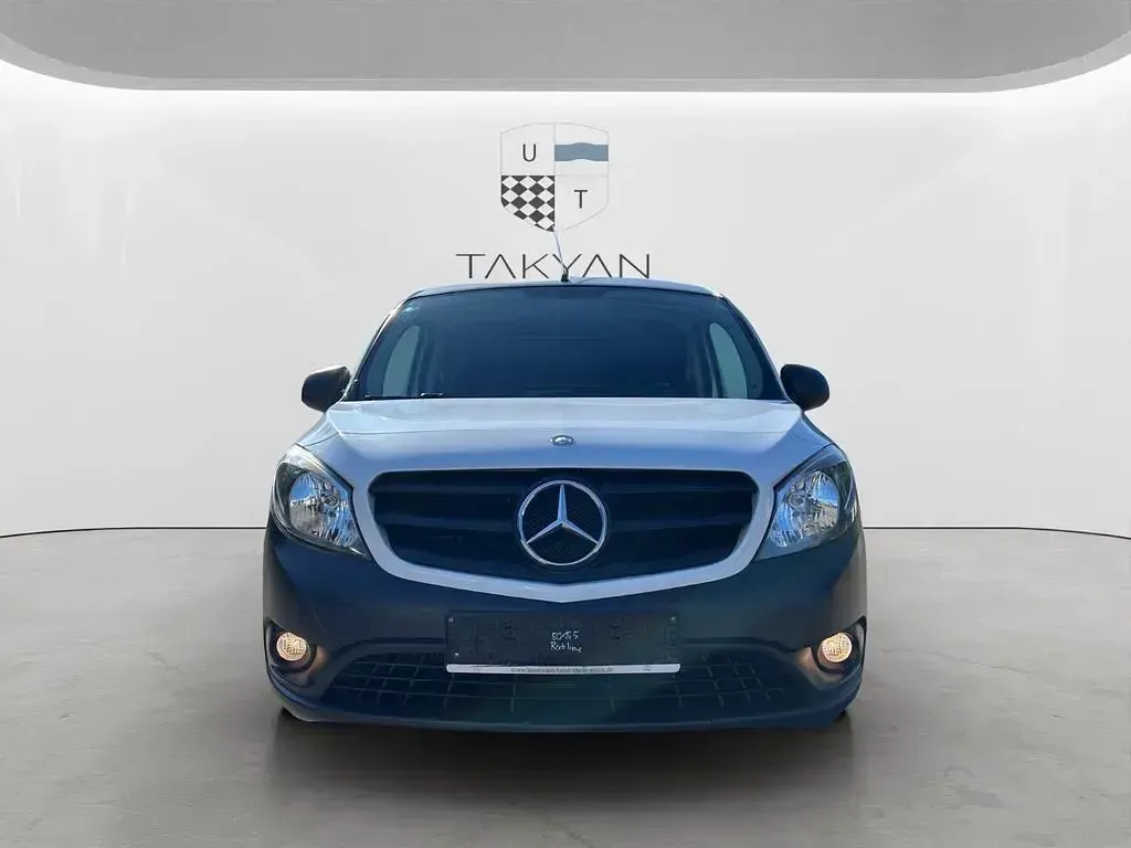 Gebraucht Mercedes Citan 108 75 PS (55 kW) 2018 Arktikweiss Van / Kleinbus