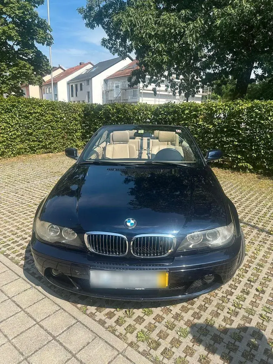 Gebraucht BMW 320 Cabriolet 170 PS (125 kW) 2004 Blau Cabrio