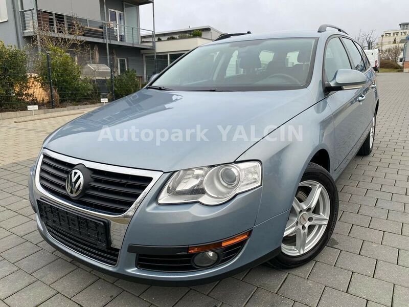 Grau Gebraucht 2010 VW Passat Kombi | 3.480 € (Guter Preis) - Bild 1/4