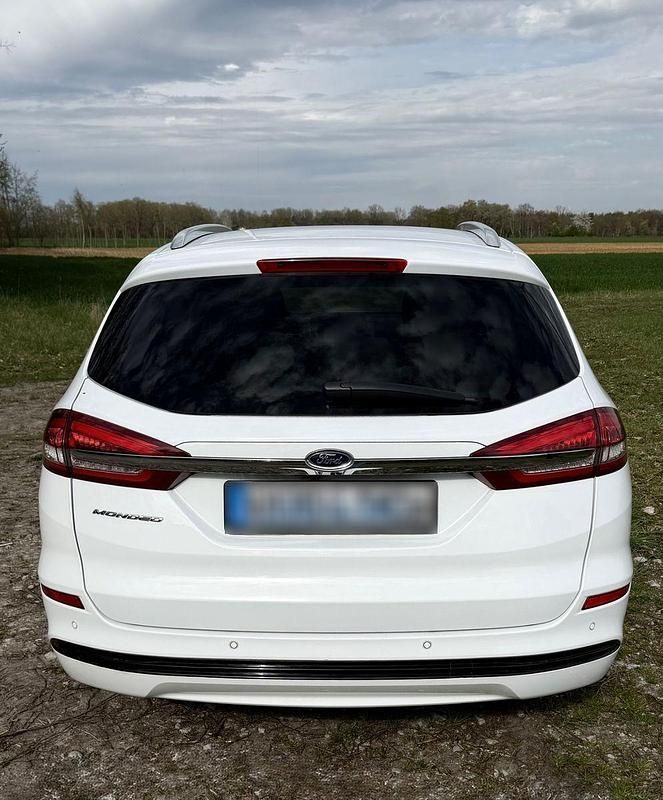 Gebraucht Ford Mondeo Titanium 165 PS (121 kW) 2019 Weiß Kombi