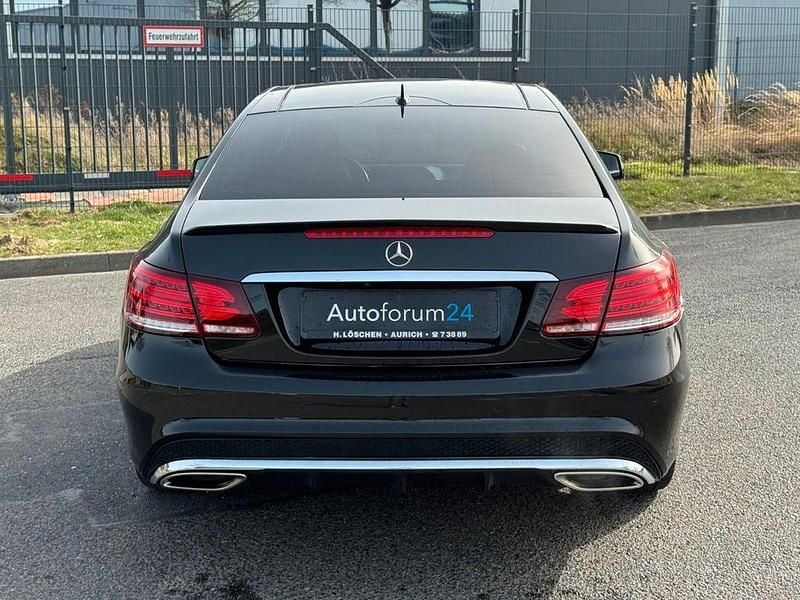 Gebraucht Mercedes E400 AMG line 333 PS (244 kW) 2015 Schwarz Coupé