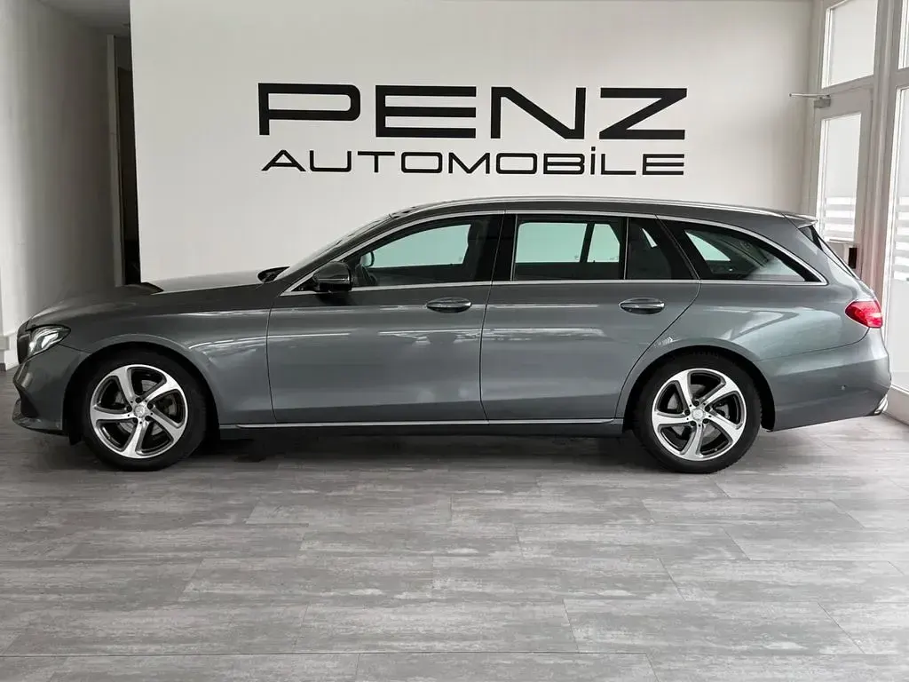 Gebraucht Mercedes E200 184 PS (135 kW) 2016 Grau Kombi