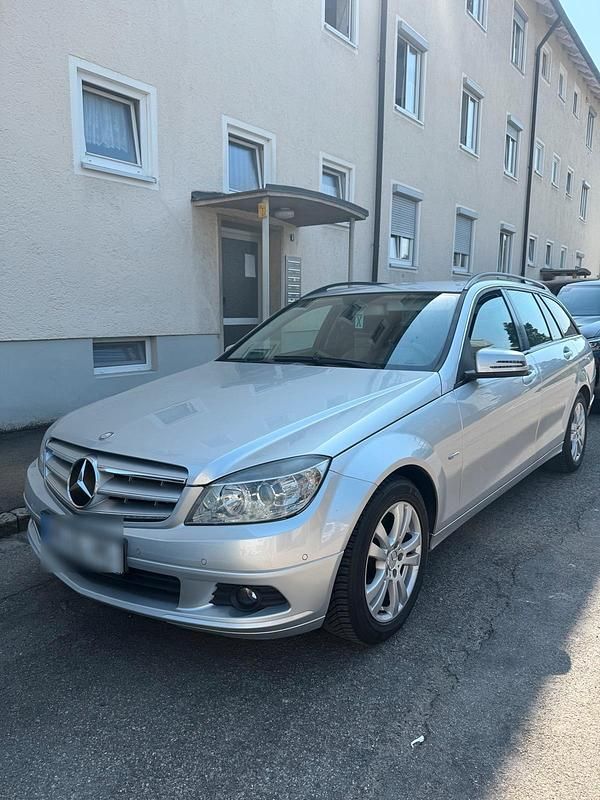Grau Gebraucht 2010 Mercedes C200 Kombi | 2.990 € (Superpreis) - Bild 1/4