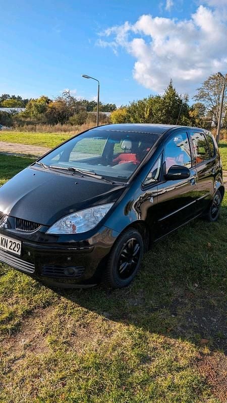 Schwarz Gebraucht 2005 Mitsubishi Colt Kleinwagen | 3.300 € (Fairer Preis) - Bild 1/4