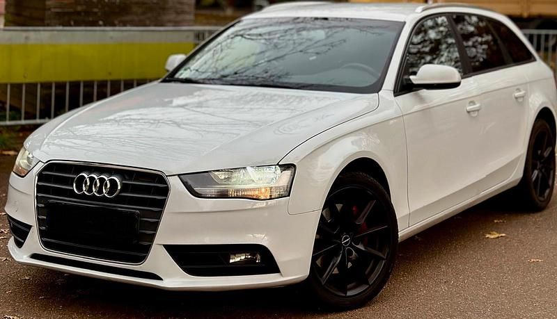 Weiß Gebraucht 2012 Audi A4 Kombi | 5.699 € (Superpreis) - Bild 1/4