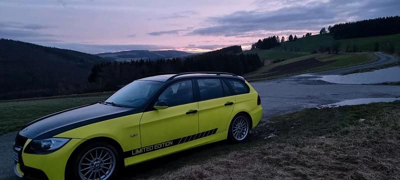 Gebraucht BMW 320 150 PS (110 kW) 2006 Schwarz Kombi