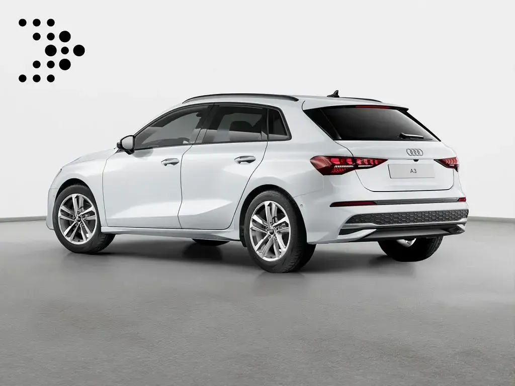 Gebraucht Audi A3 Ambiente 116 PS (85 kW) 2025 Gletscherweiß metallic Limousine