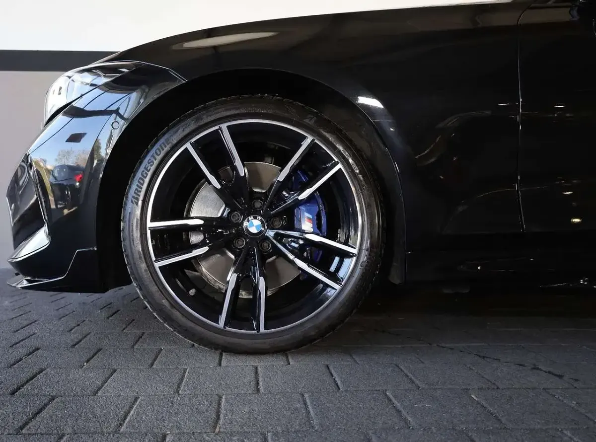 Gebraucht BMW 340 387 PS (284 kW) 2021 Black sapphire metallic (475) Limousine