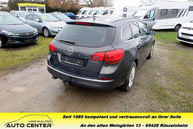 Gebraucht Opel Astra 170 PS (125 kW) 2014 Grau Kombi