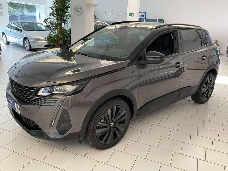 Platiniumgrau/metallic Gebraucht 2024 Peugeot 3008 GTi SUV | 37.680 € - Bild 1/4