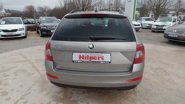 Gebraucht Skoda Octavia Solution 150 PS (110 kW) 2015 Beige metallic Kombi