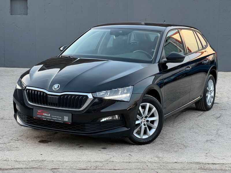 Schwarz Gebraucht 2022 Skoda Scala Ambition Kleinwagen | 16.990 € (Fairer Preis) - Bild 1/4