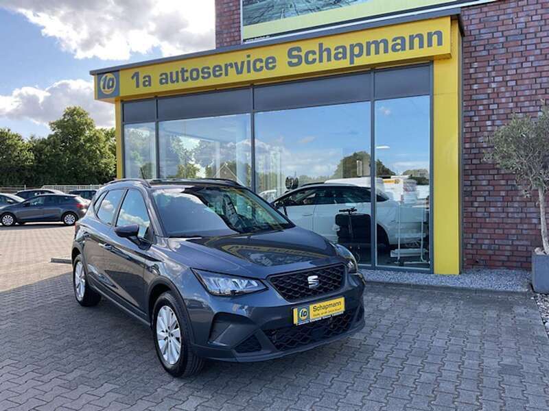 Magnetic grau metallic Gebraucht 2024 Seat Arona Style SUV | 21.490 € (Fairer Preis) - Bild 1/4
