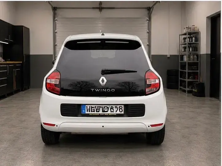 Używany Renault Twingo SE 69 KM (50 kW) 2019 Biały Hatchback