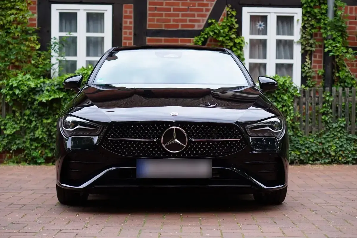 Gebraucht Mercedes CLA220 AMG 190 PS (139 kW) 2023 Schwarz Coupé