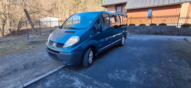 Gebraucht Renault Trafic 145 PS (106 kW) 2010 Blau Van / Kleinbus