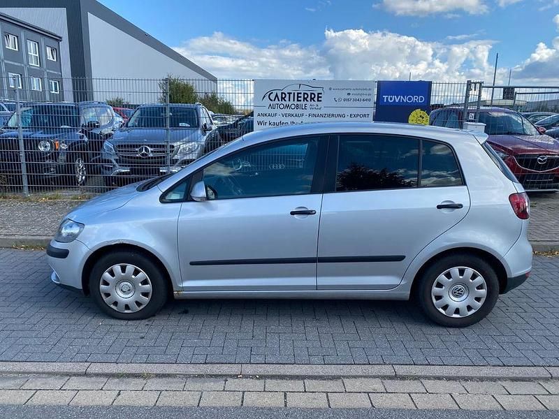 Gebraucht VW Golf IV Trendline 75 PS (55 kW) 2005 Reflexsilber Limousine