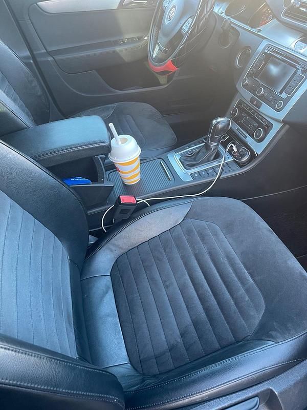 Usata VW Passat 140 CV (102 kW) 2011 Grigio Station wagon