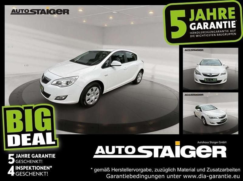 Schneeweiss/summitwhite/arctic Gebraucht 2012 Opel Astra Design Edition Limousine | 5.990 € (Fairer Preis) - Bild 1/4