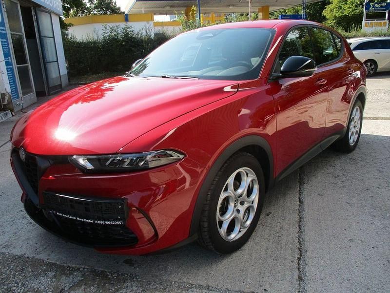 Rot Gebraucht 2023 Alfa Romeo Tonale Sprint SUV | 22.500 € (Guter Preis) - Bild 1/4