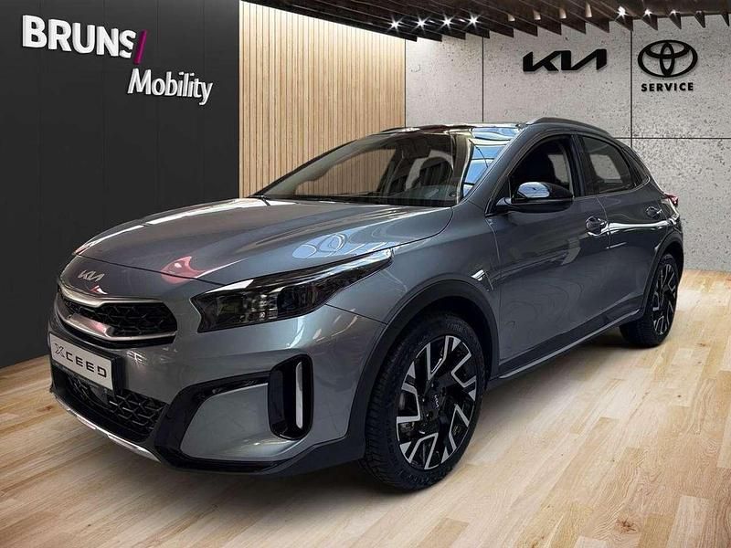 Gebraucht Kia XCeed Exclusive 140 PS (102 kW) 2025 Lunar silver m. SUV