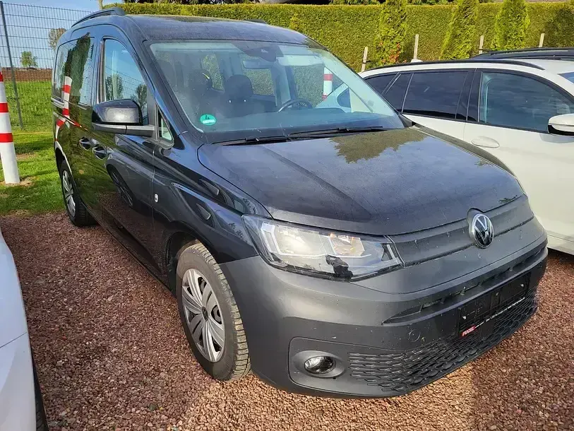 Usata VW Caddy 122 CV (89 kW) 2022 Nero Monovolume