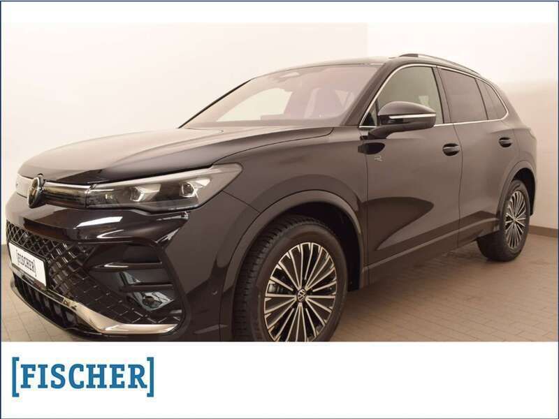 Deep black perleffekt (schwarz) Gebraucht 2024 VW Tiguan R-line SUV | 47.485 € - Bild 1/4