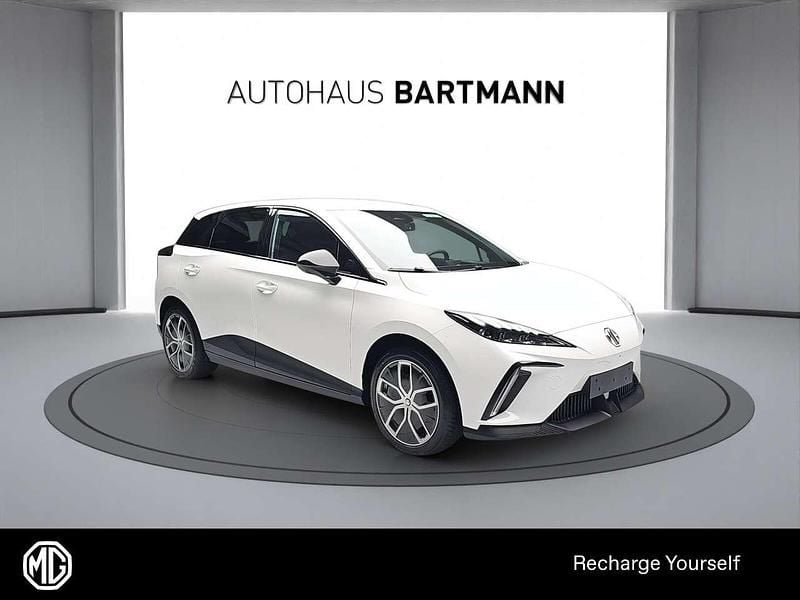 Gebraucht MG MG4 EV Luxury 150 kW (204 PS) 2025 Dover white Kleinwagen