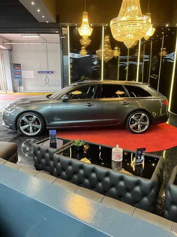 Grau Gebraucht 2011 Audi A6 Sport Kombi | 18.999 € - Bild 1/4