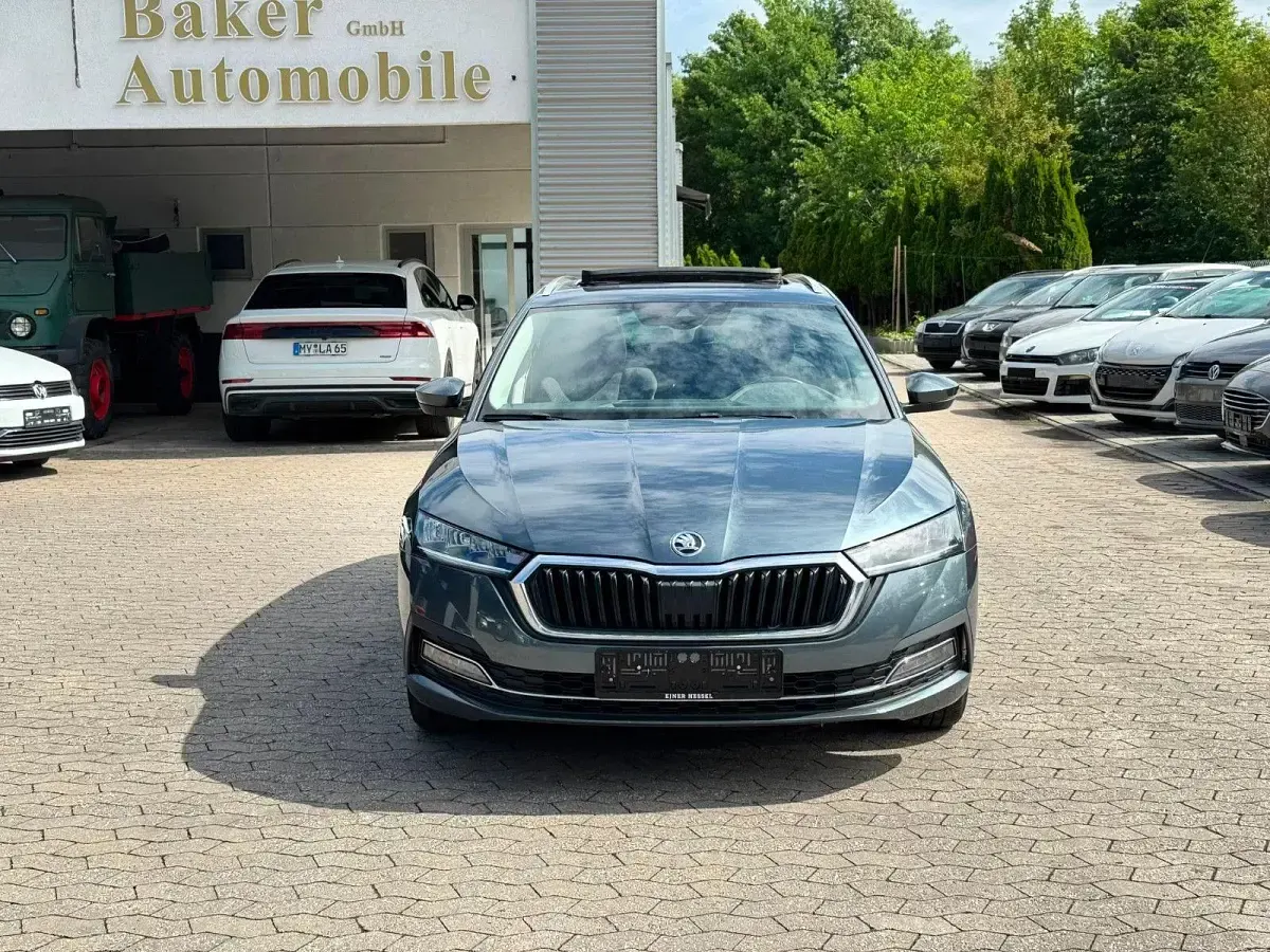 Gebraucht Skoda Octavia Style 150 PS (110 kW) 2020 Grau Kombi