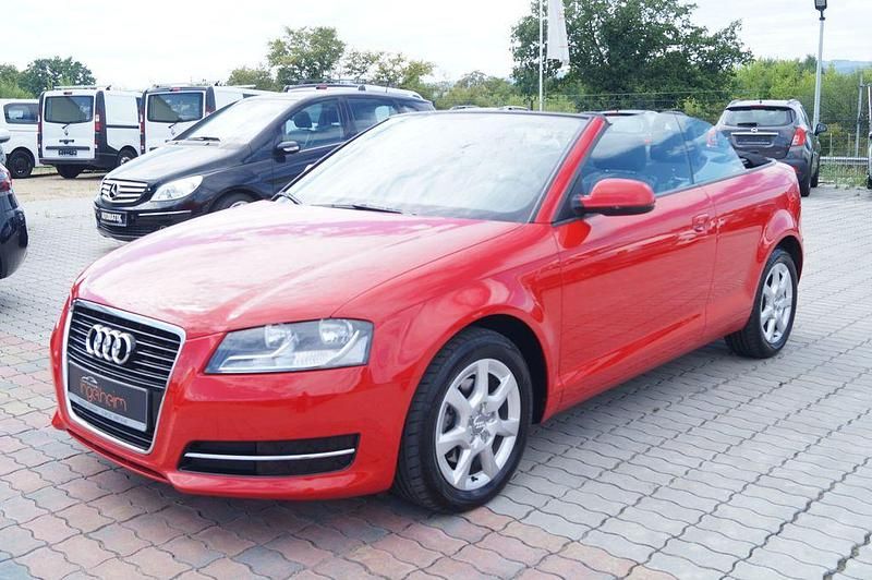 Gebraucht Audi A3 Cabriolet Attraction 160 PS (117 kW) 2011 Rot Cabrio