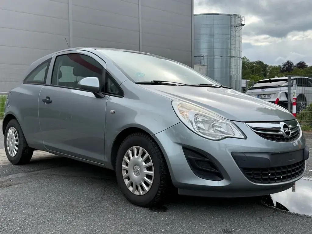 Gebraucht Opel Corsa Selection 69 PS (50 kW) 2011 Silber Kleinwagen