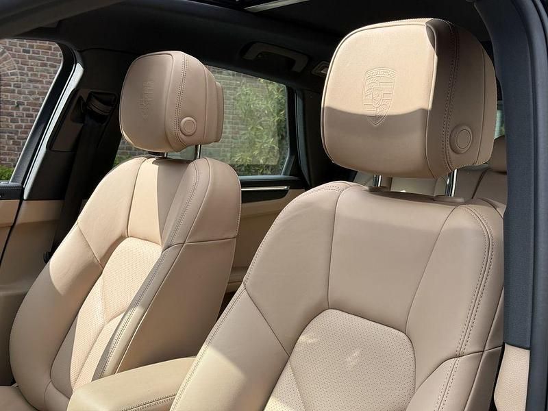 Neu Porsche Macan 265 PS (194 kW) 2025 Schwarz SUV