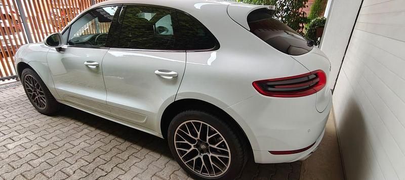 Gebraucht Porsche Macan S 258 PS (189 kW) 2016 Weiß SUV