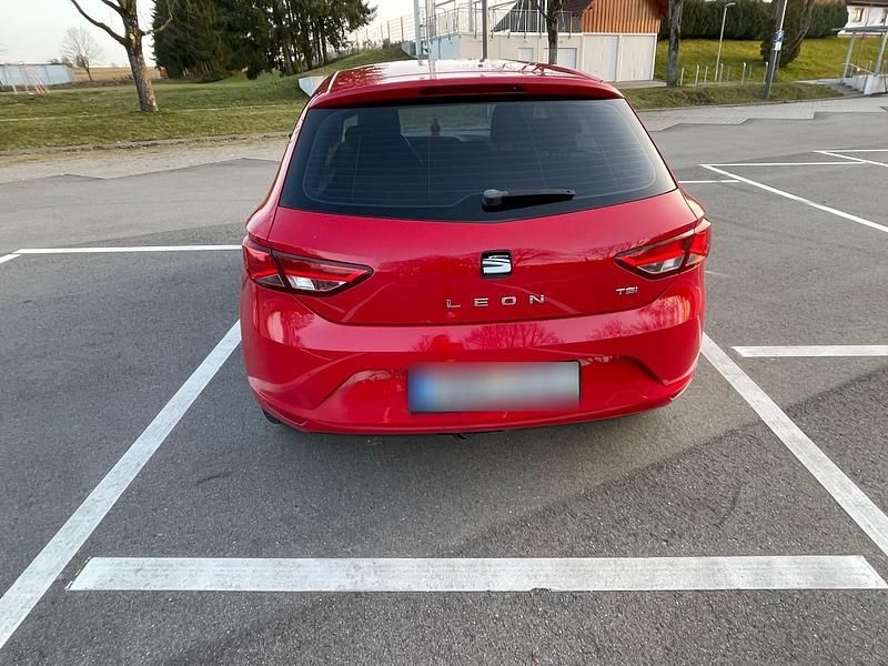 Gebraucht Seat Leon 86 PS (63 kW) 2015 Rot Kleinwagen