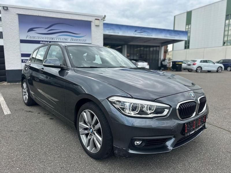 Grau Gebraucht 2017 BMW 120 Advantage Kleinwagen | 12.000 € (Guter Preis) - Bild 1/4